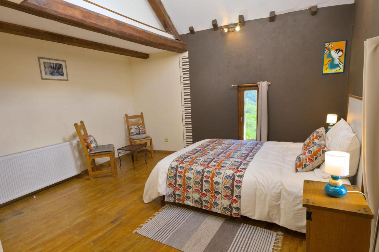 Au Diapason Chambres D'Hotes Montagne Auzet Exteriér fotografie